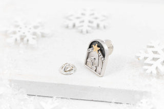 Nativity Scene Brooch