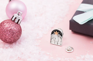 Nativity Scene Brooch