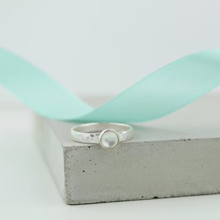 Silver Mother of Pearl Gemstone Ring